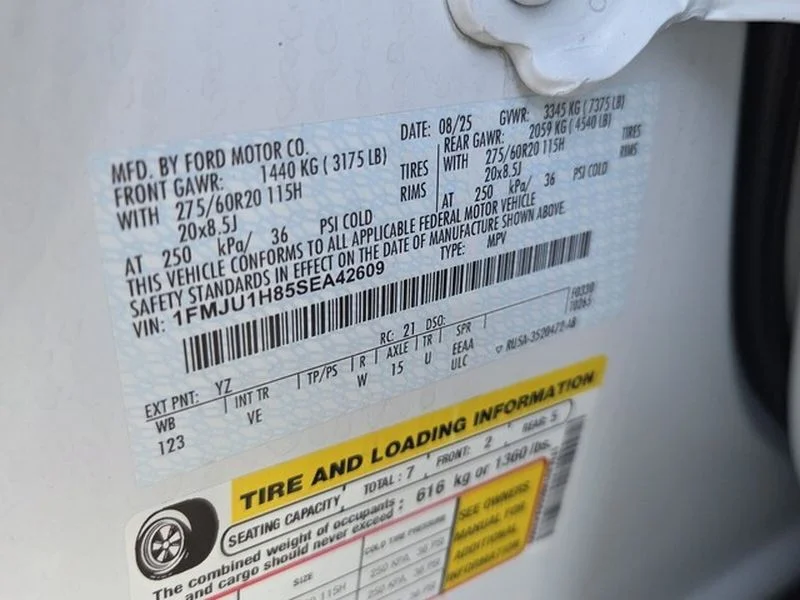 Certified Used 2025 Oxford White Ford Active image 7