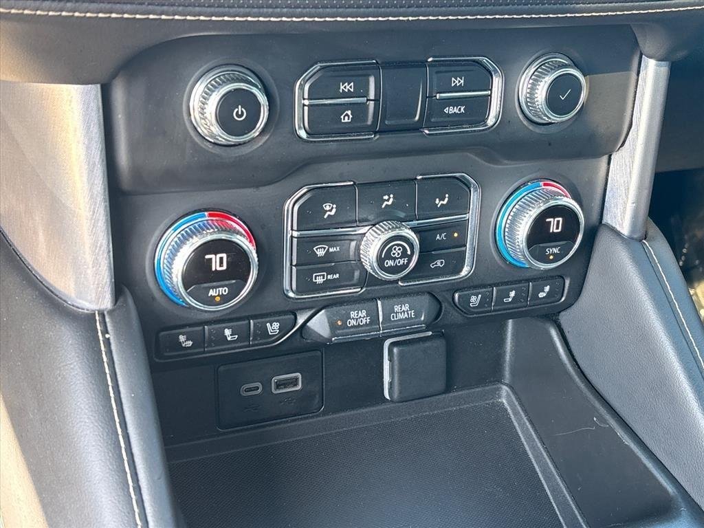 2023 GMC Yukon SLT - Photo 16