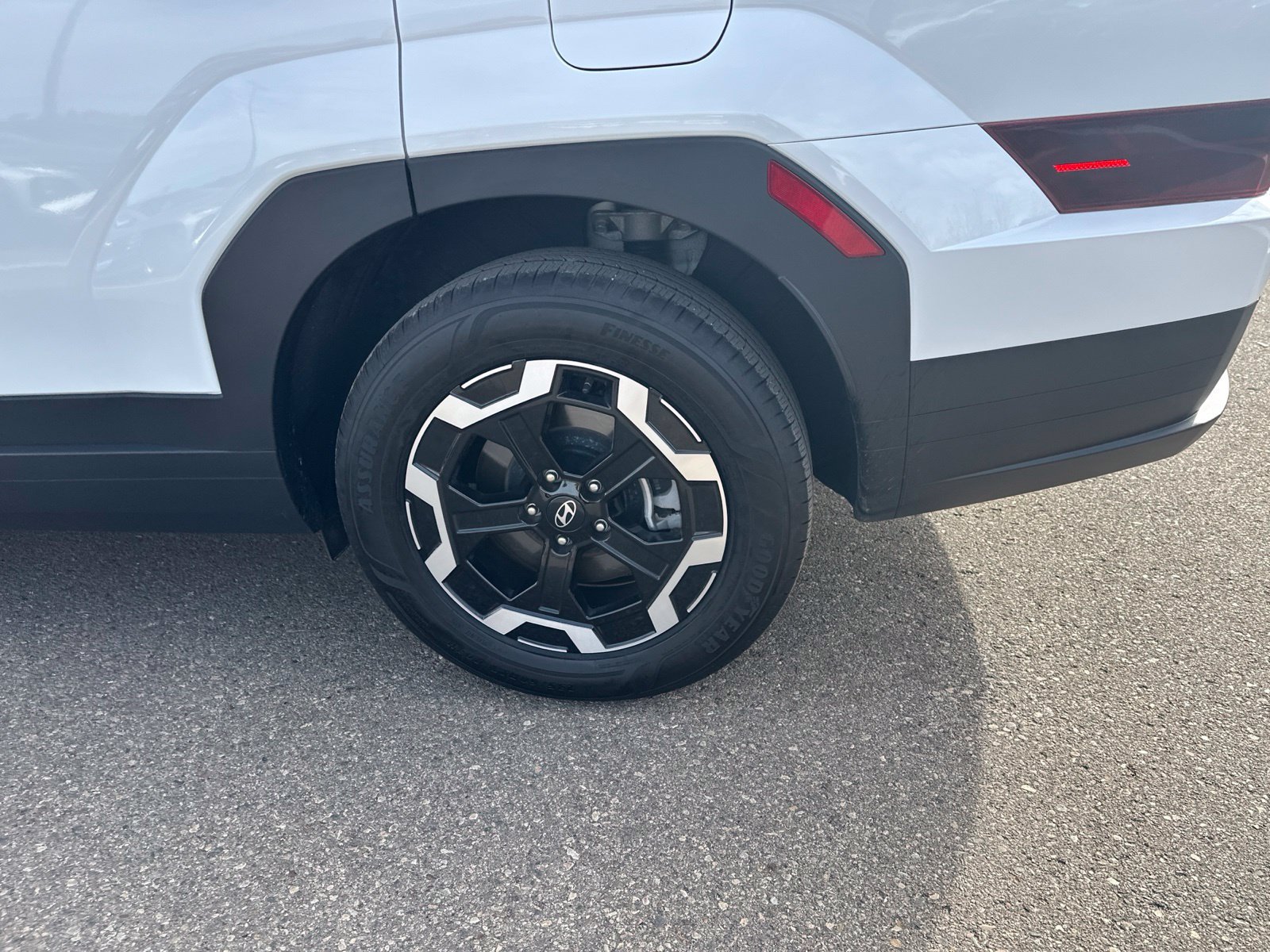 Certified Used 2026 White Hyundai SE image 7