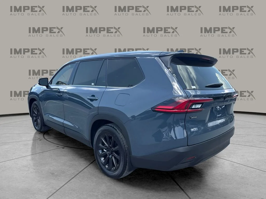 Used 2026 White Toyota XLE image 3