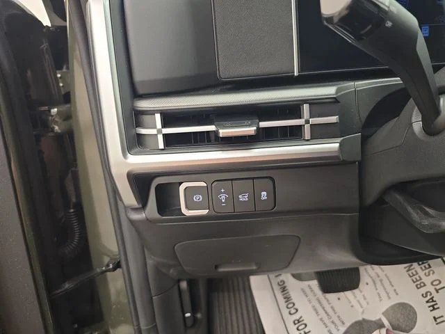 Used 2026 Green Hyundai SEL image 32