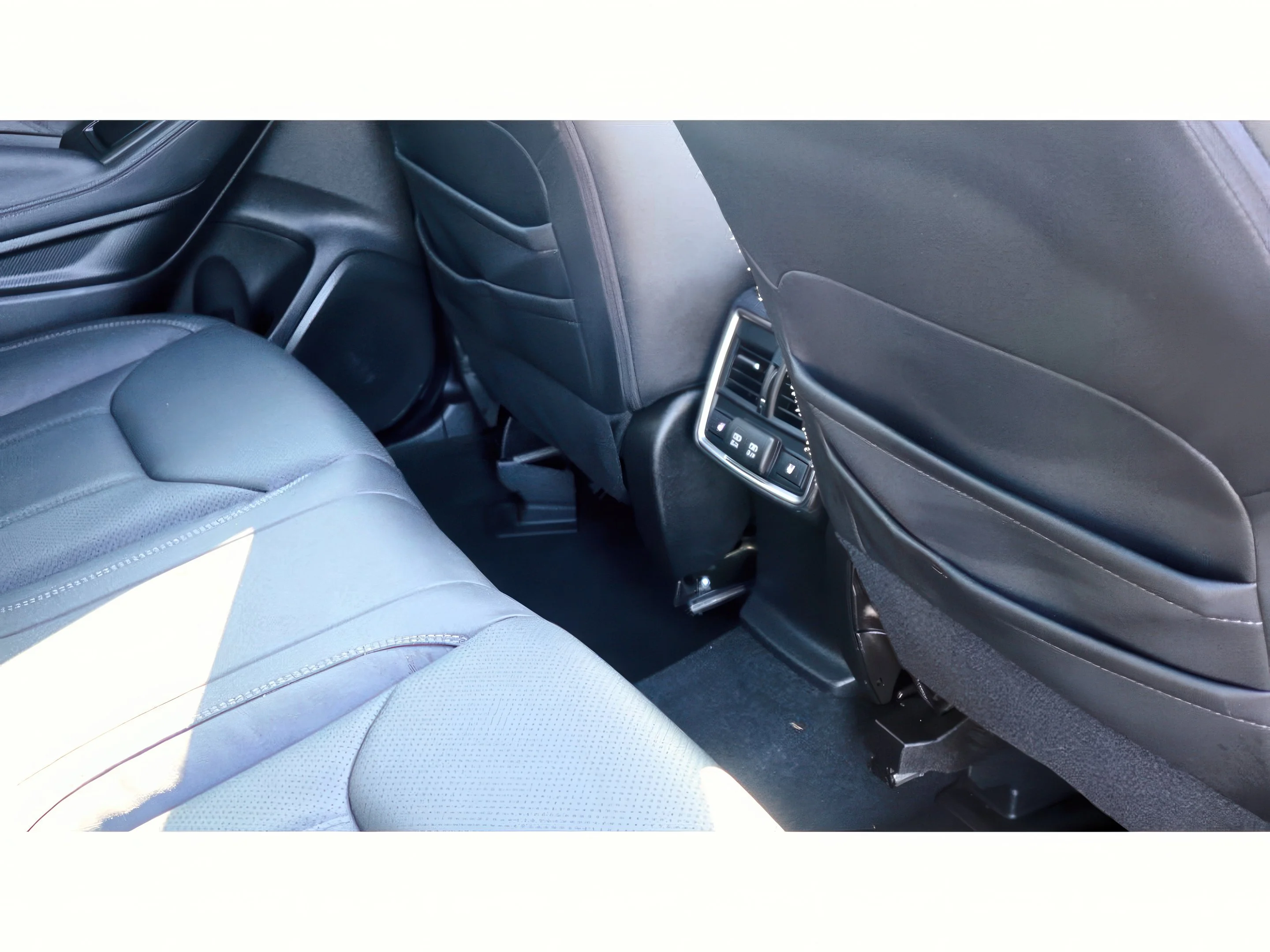 2022 Subaru Forester Touring - Photo 27
