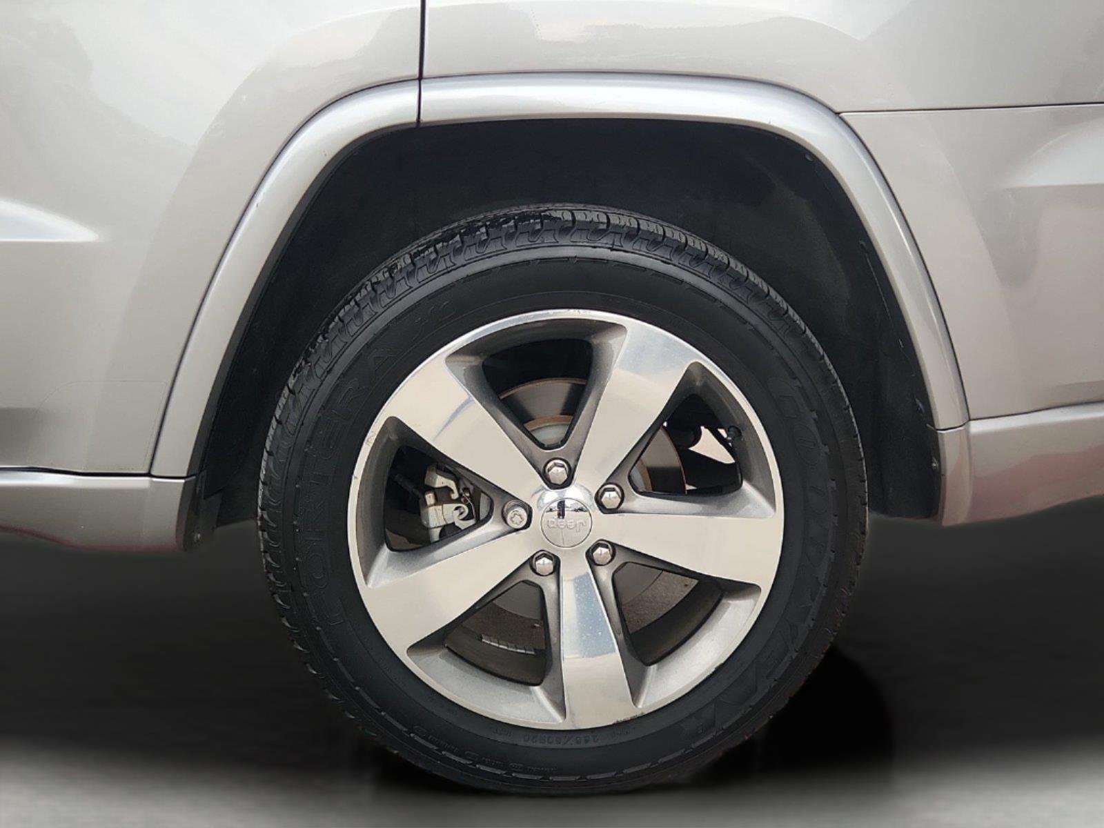2015 Jeep Grand Cherokee Overland Silver at Auto Boutique Texas