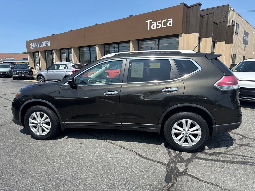 Used 2014 Black Nissan SV image 8