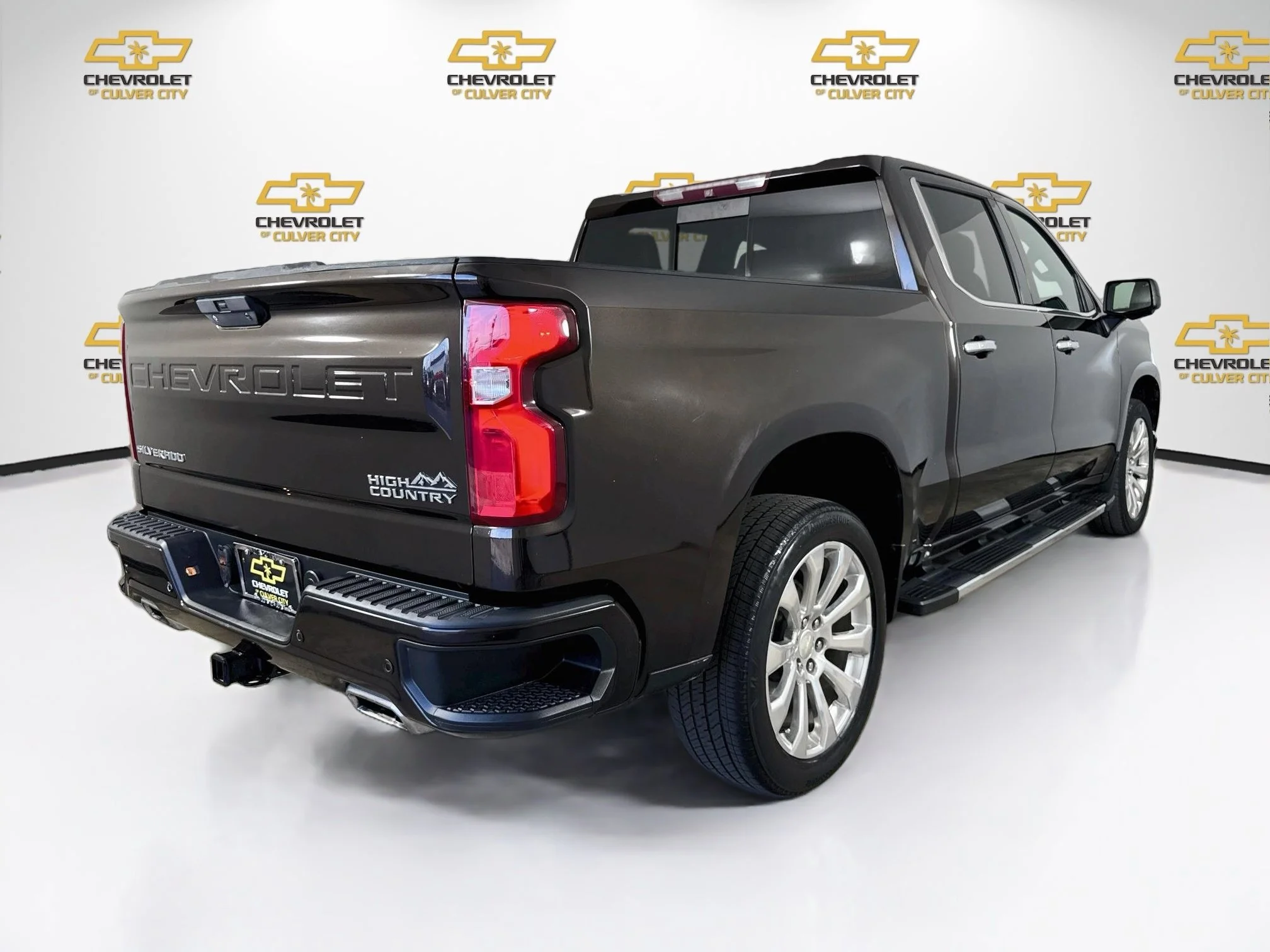 Used 2019 HAVANA BROWN METALLIC Chevrolet High Country image 8