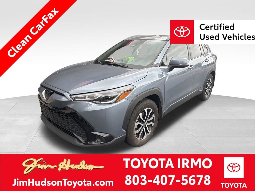 2024 Toyota Corolla Cross Hybrid SE AWD's photo