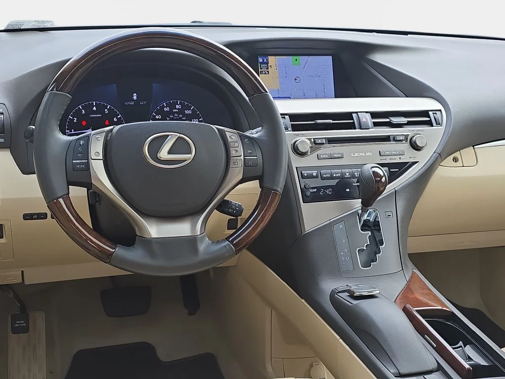 Used 2015 Beige Lexus 350 image 19