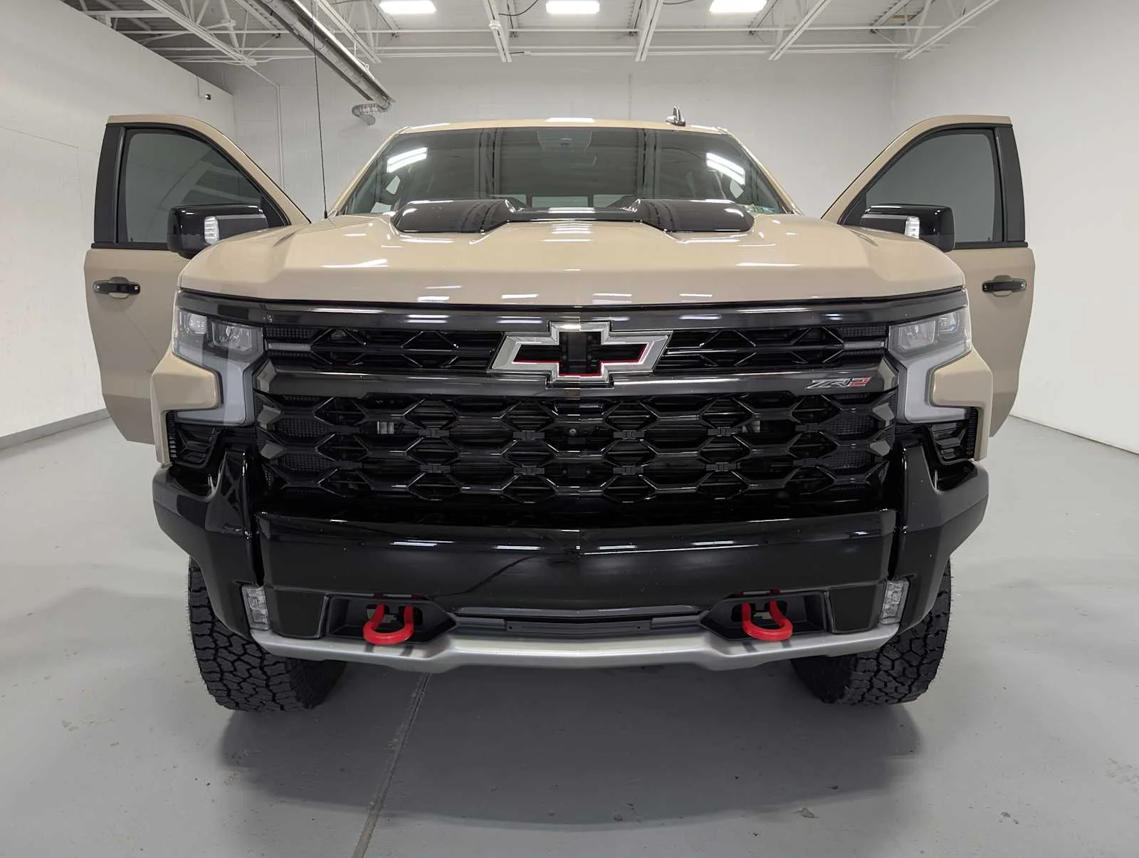 Used 2023 Sand Dune Metallic Chevrolet ZR2 image 15