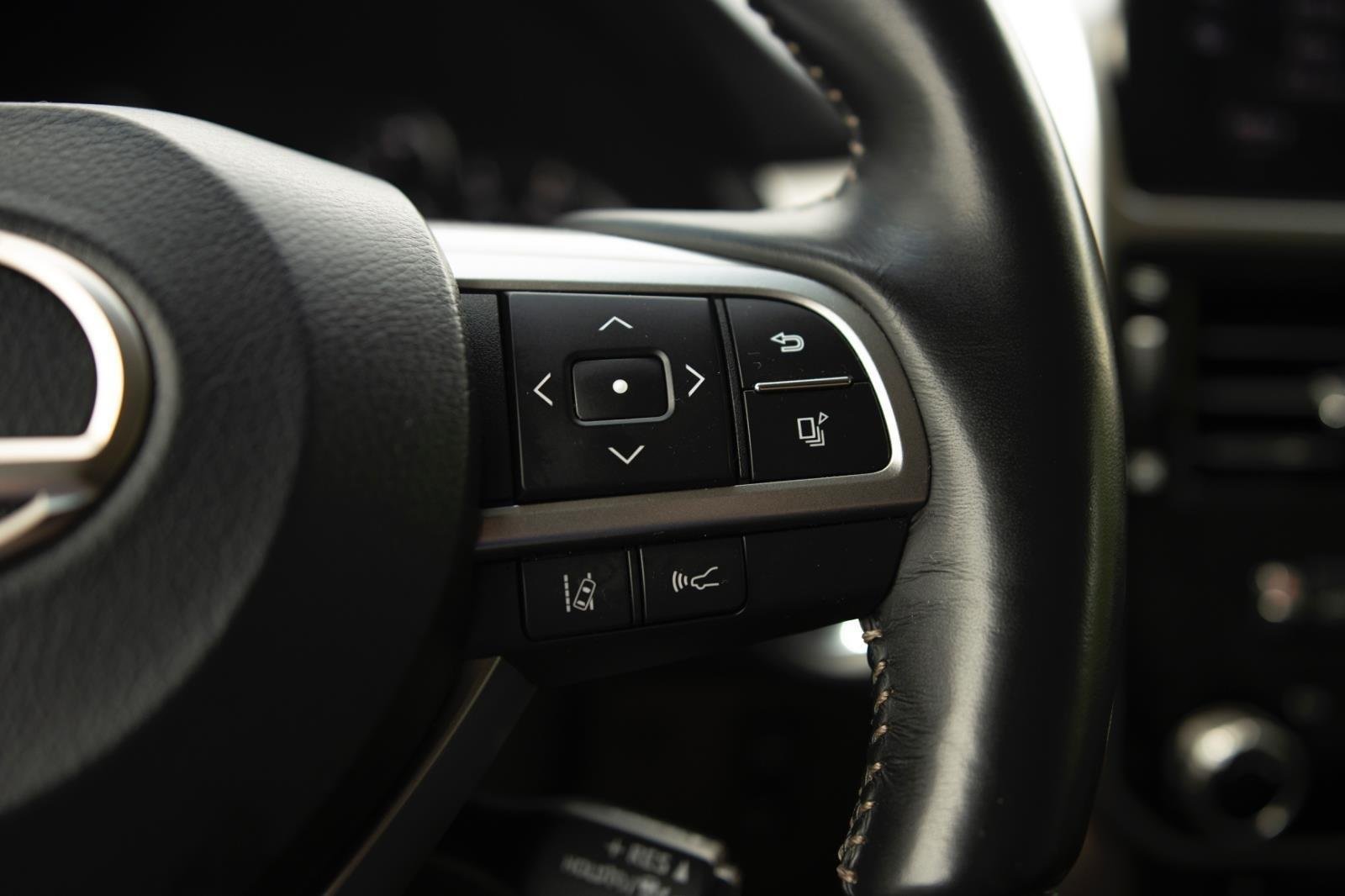 Used 2022 Blue Lexus GX 460 Premium image 7
