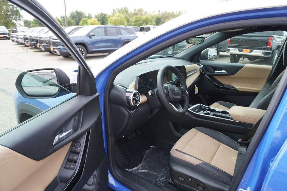 New 2025 Reef Blue Metallic Chevrolet ACTIV image 10