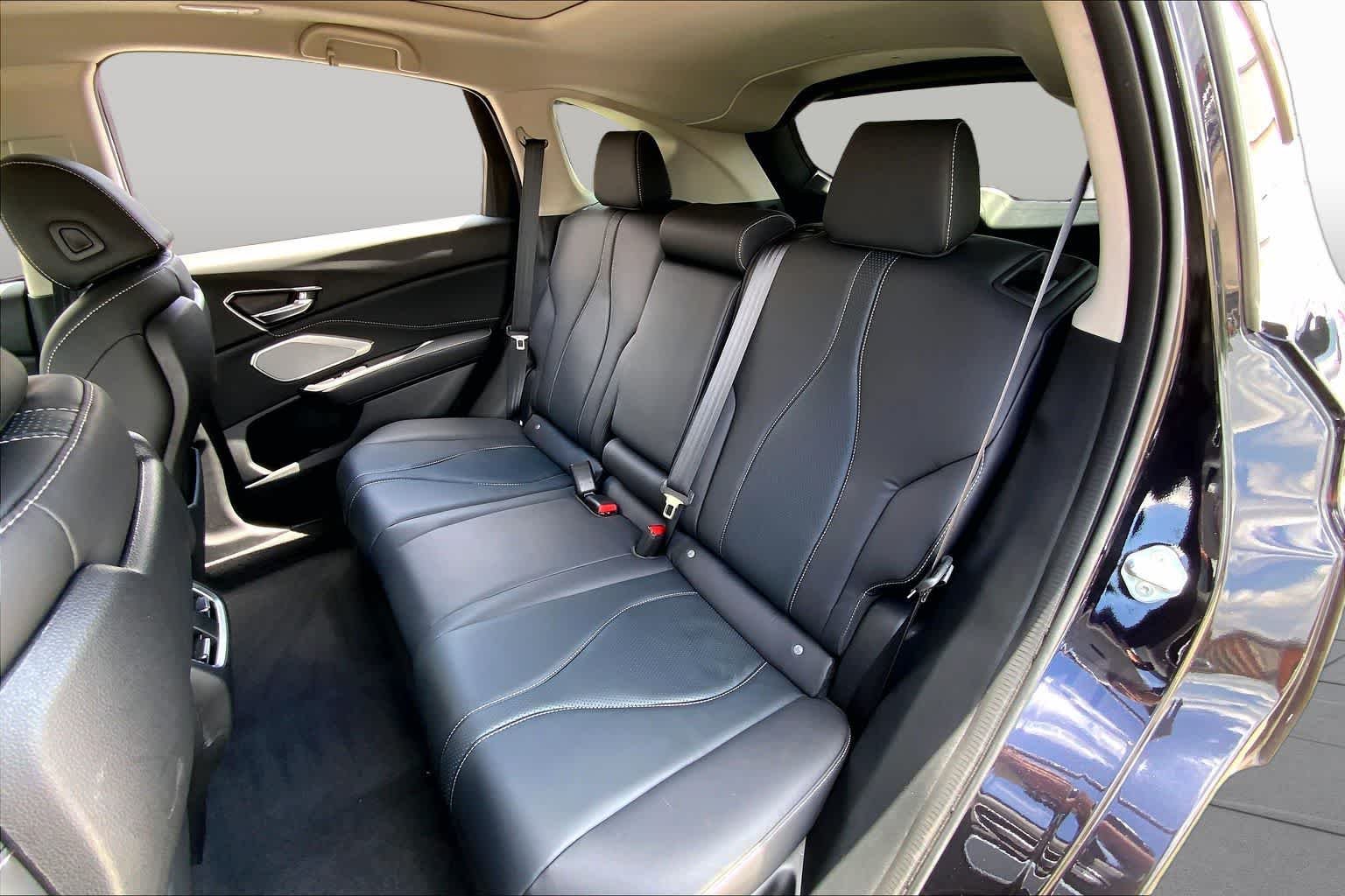Used 2023 Phantom Violet Pearl Acura w/Technology Package image 19