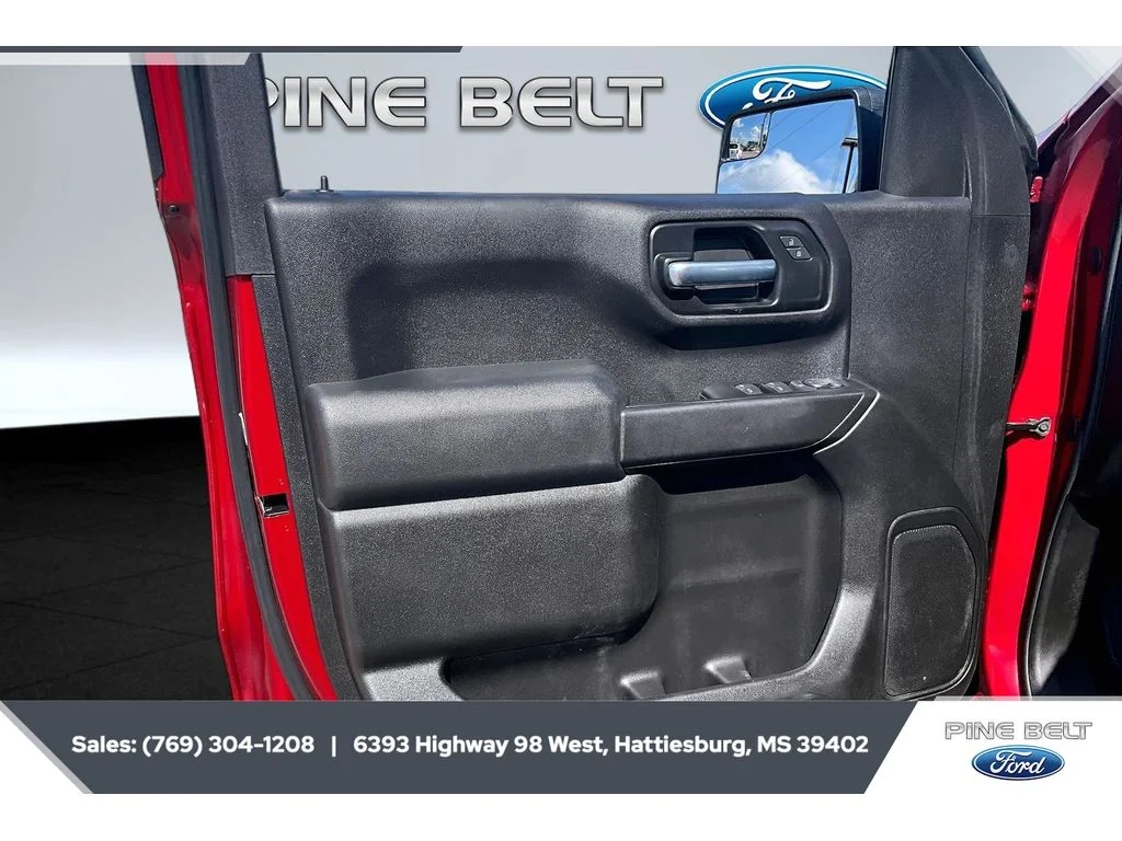 Used 2020 Cajun Red Tintcoat Chevrolet Custom image 18
