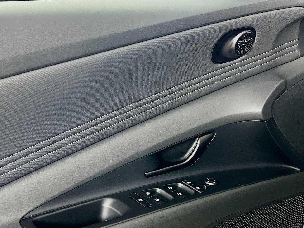 New 2026 Amazon Gray Hyundai SEL Sport image 16