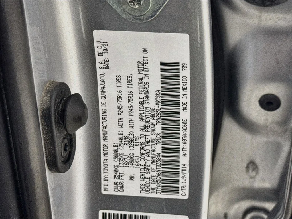 Used 2022 Silver Toyota SR image 35