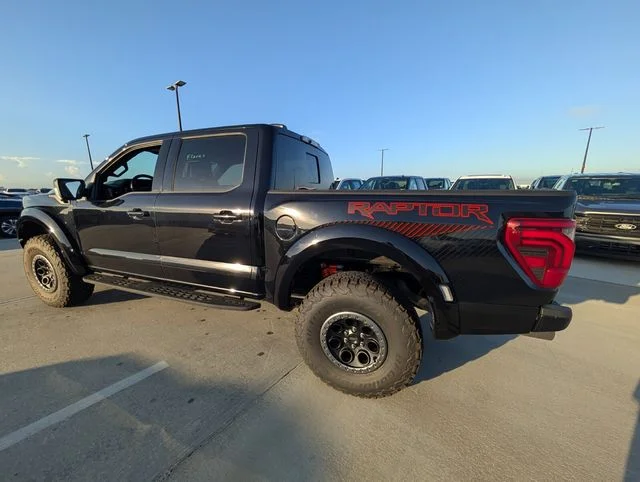 2025 Ford F-150 Raptor - Photo 10