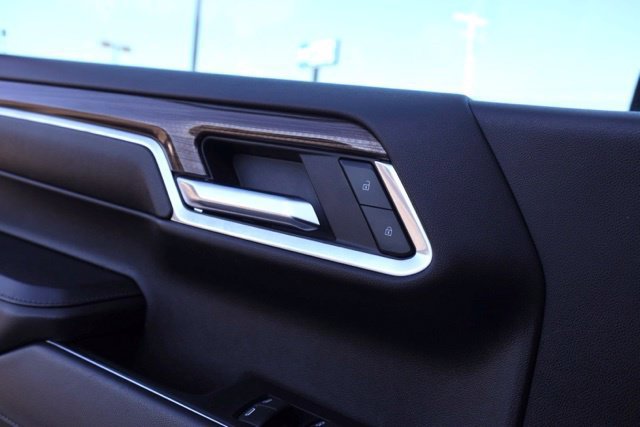 Used 2023 White Chevrolet LT image 19