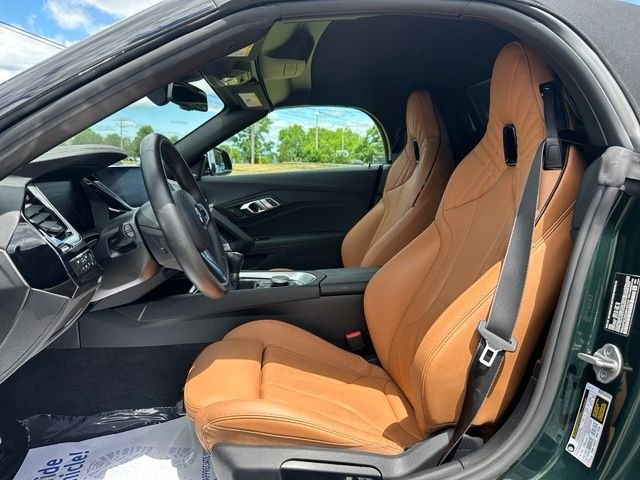 Used 2025 Green BMW sDrive M40i image 15