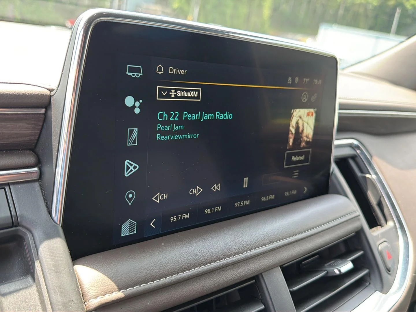 Used 2024 Silver Sage Metallic Chevrolet LT image 25
