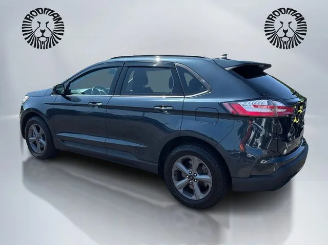 Used 2024 Blue Metallic Ford SEL image 9