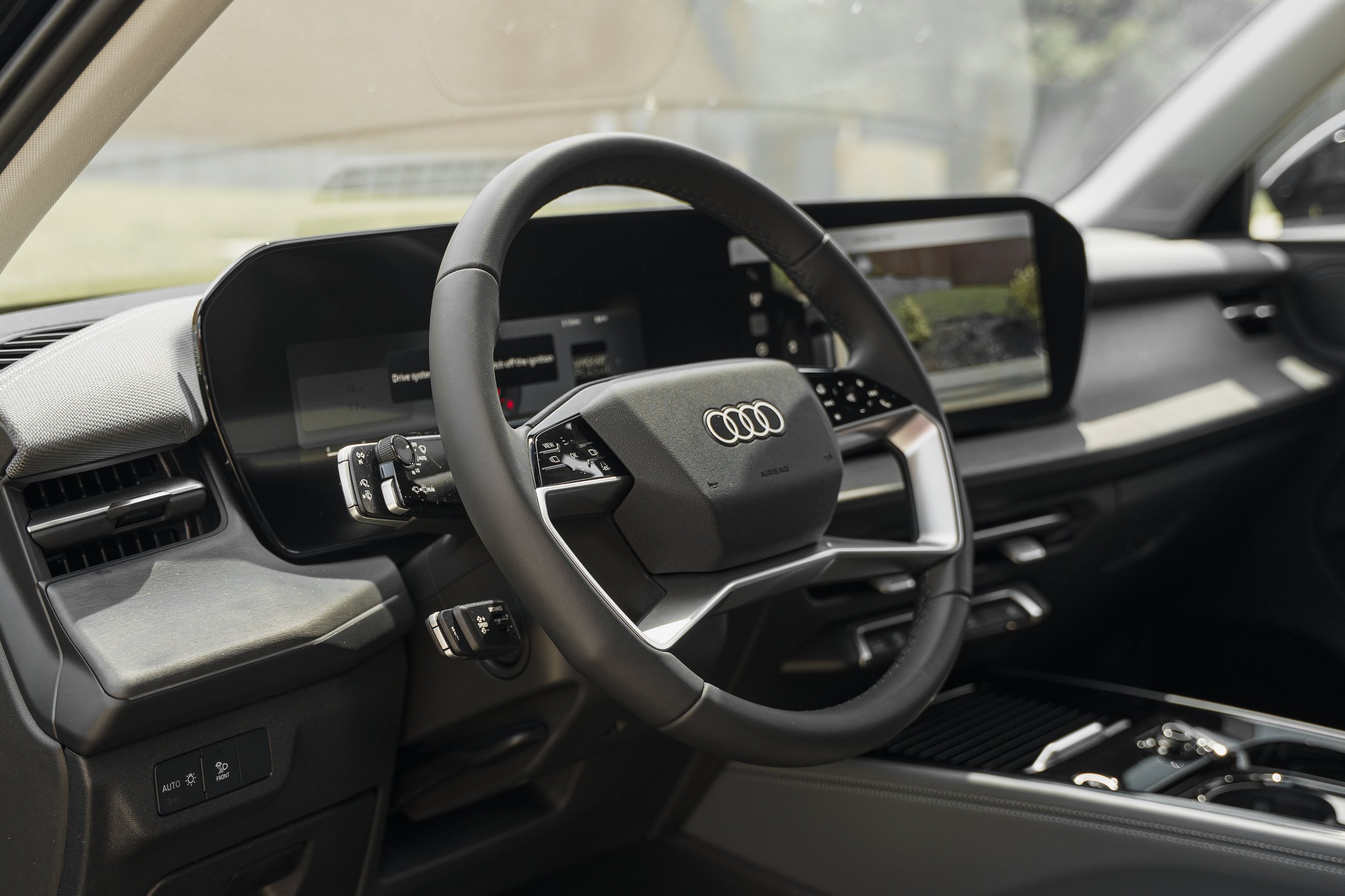 New 2026 MYTHOS BLACK Audi S line image 8