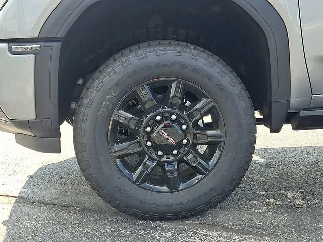 New 2026 Sterling Metallic GMC AT4 image 5