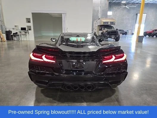 Used 2025 Black Chevrolet Z06 image 5
