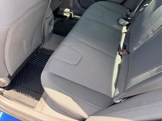 Used 2025 Blue Hyundai SE image 12