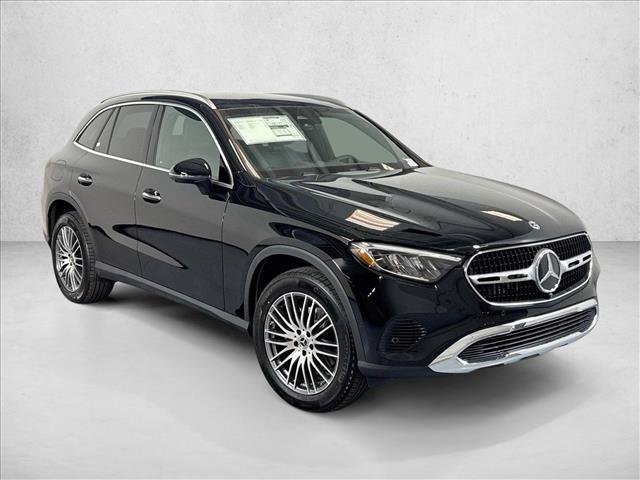 New 2026 Black Mercedes-Benz GLC 300 image 33