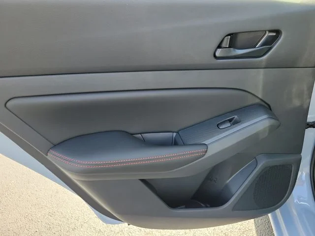 New 2026 Gray Sky Pearl / Super Black Two-tone Nissan SR image 10