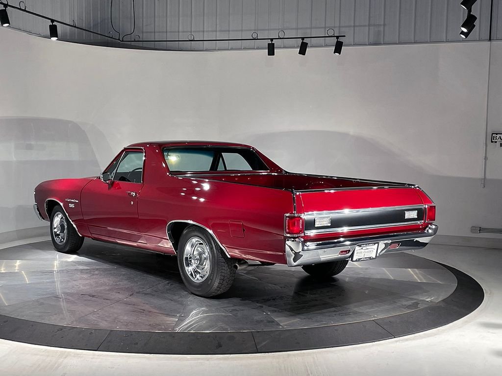 Used 1972 Red Chevrolet  image 7