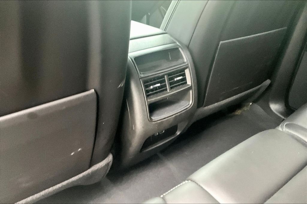 Used 2024 Crystal White Cadillac Premium Luxury image 10