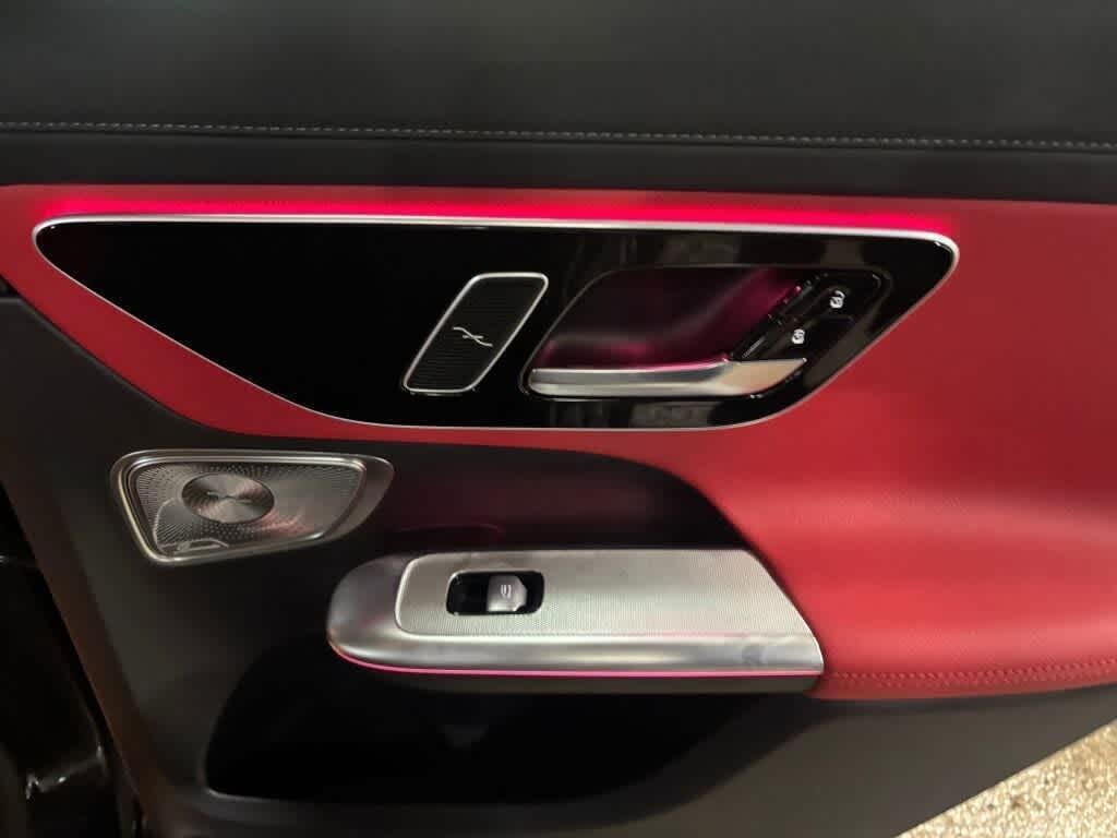 New 2026 2040/Black Mercedes-Benz GLC 300 image 16