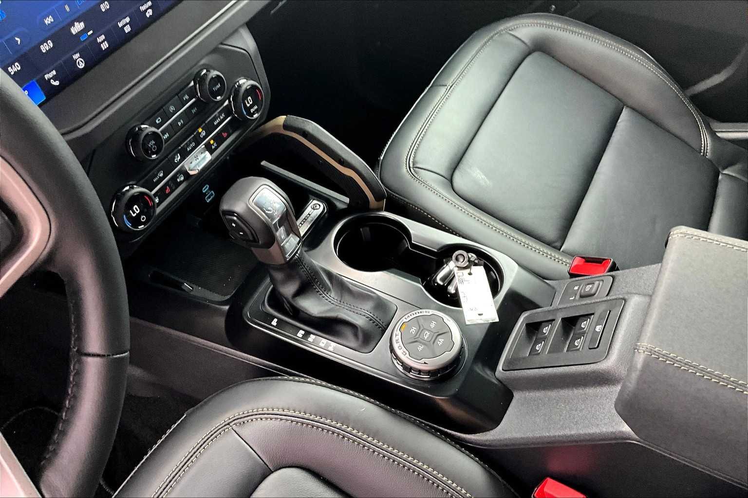 2025 Ford Bronco 4-Door Badlands - Photo 8