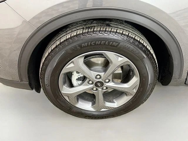 2026 Ford Escape ST-Line Select - Photo 33