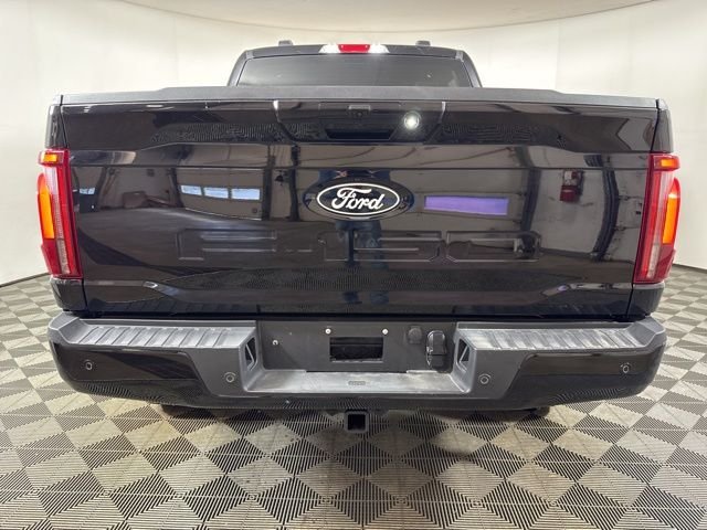 Used 2025 Black Ford Lariat image 22