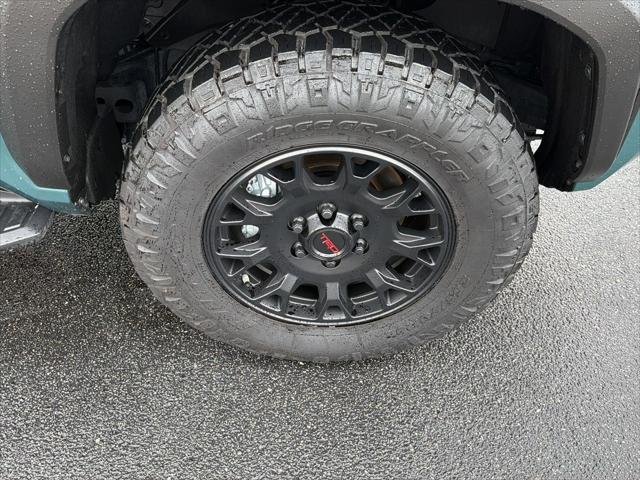 Certified Used 2025 EVEREST Toyota  image 41