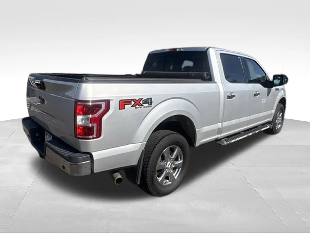 Used 2018 Silver Ford XLT image 3