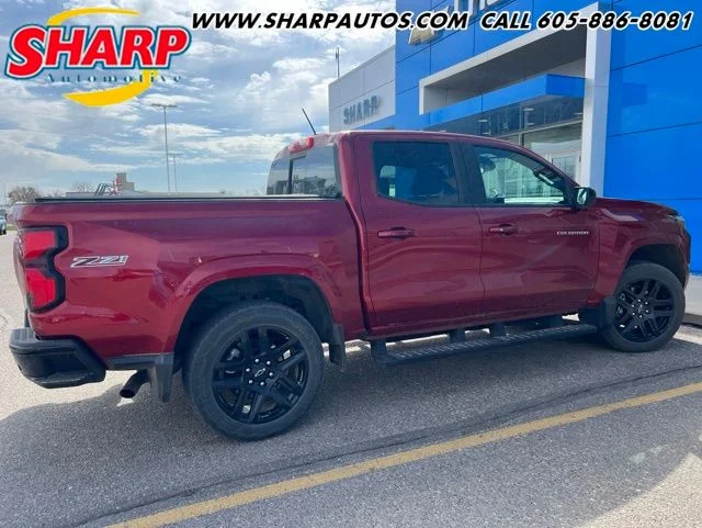 2025 Chevrolet Colorado 4WD Z71 Crew Cab Short Box's photo