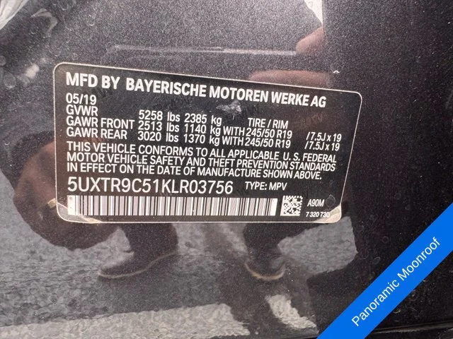 Used 2019 Dark Graphite BMW xDrive30i image 14