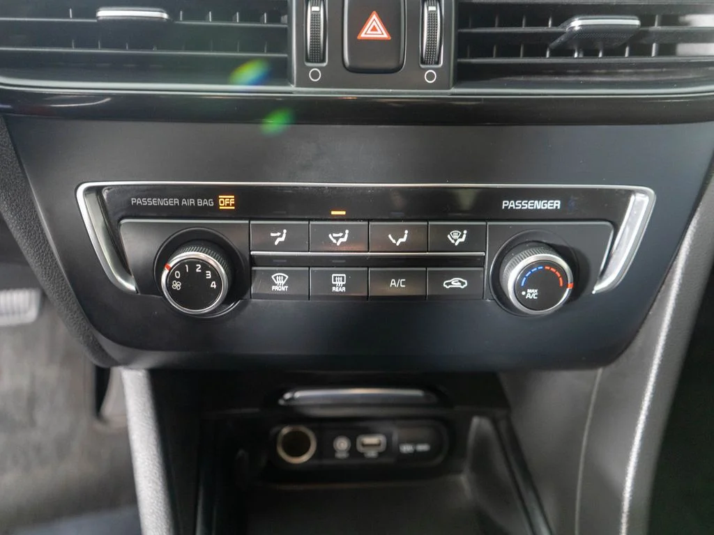 Used 2016 Gray Kia LX image 19