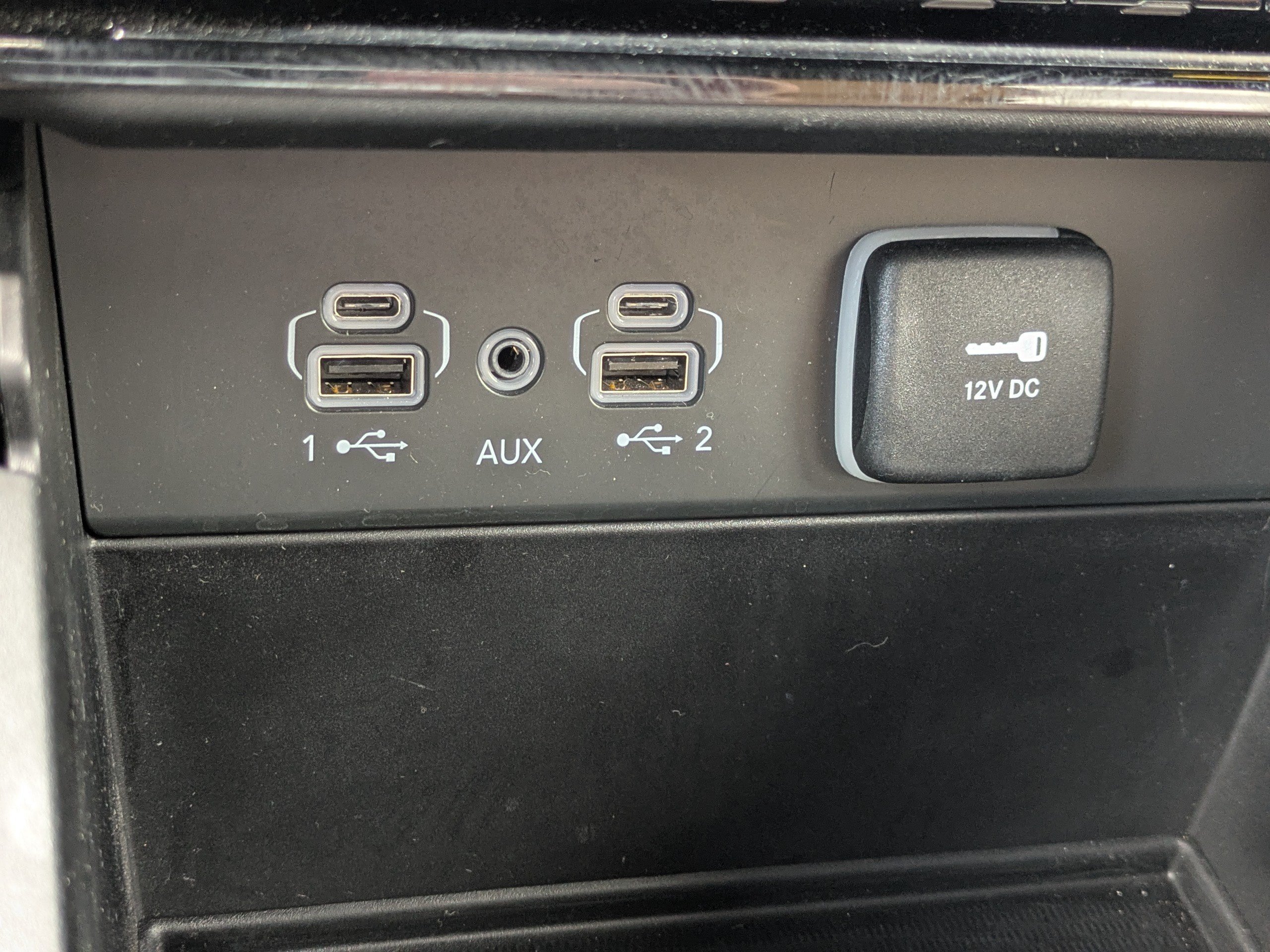 Used 2024 Diamond Black Crystal Pearlcoat Jeep Summit image 27