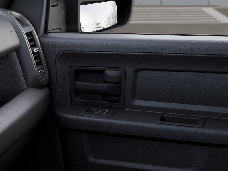 New 2026 Diamond Black Crystal Pearl-Coat Exterior Paint RAM Tradesman image 51