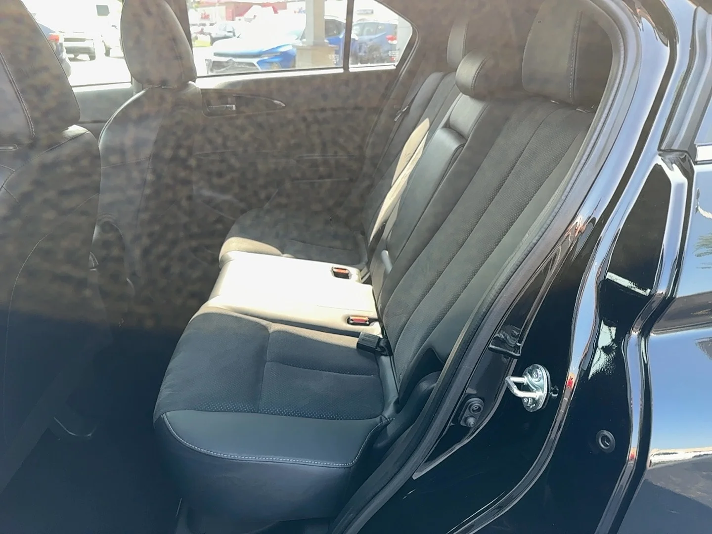Used 2025 Gray Mitsubishi SE image 22