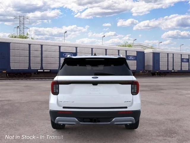 New 2026 Star White Metallic Tri-Coat Ford Platinum image 30