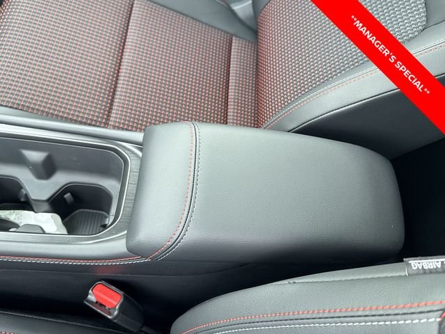 2025 Nissan Kicks SR AWD - Photo 26