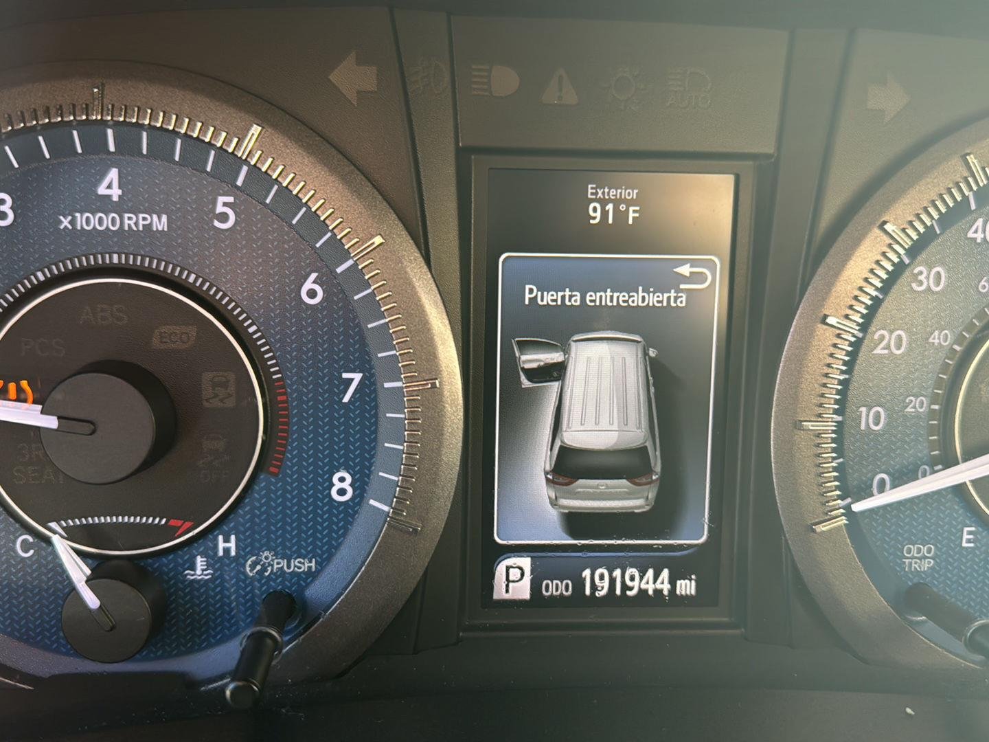 2017 Toyota Sienna XLE Premium - Photo 9