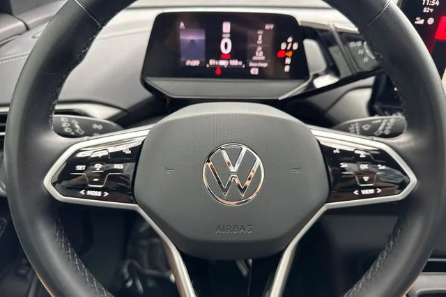 Used 2023  Volkswagen Pro S image 27