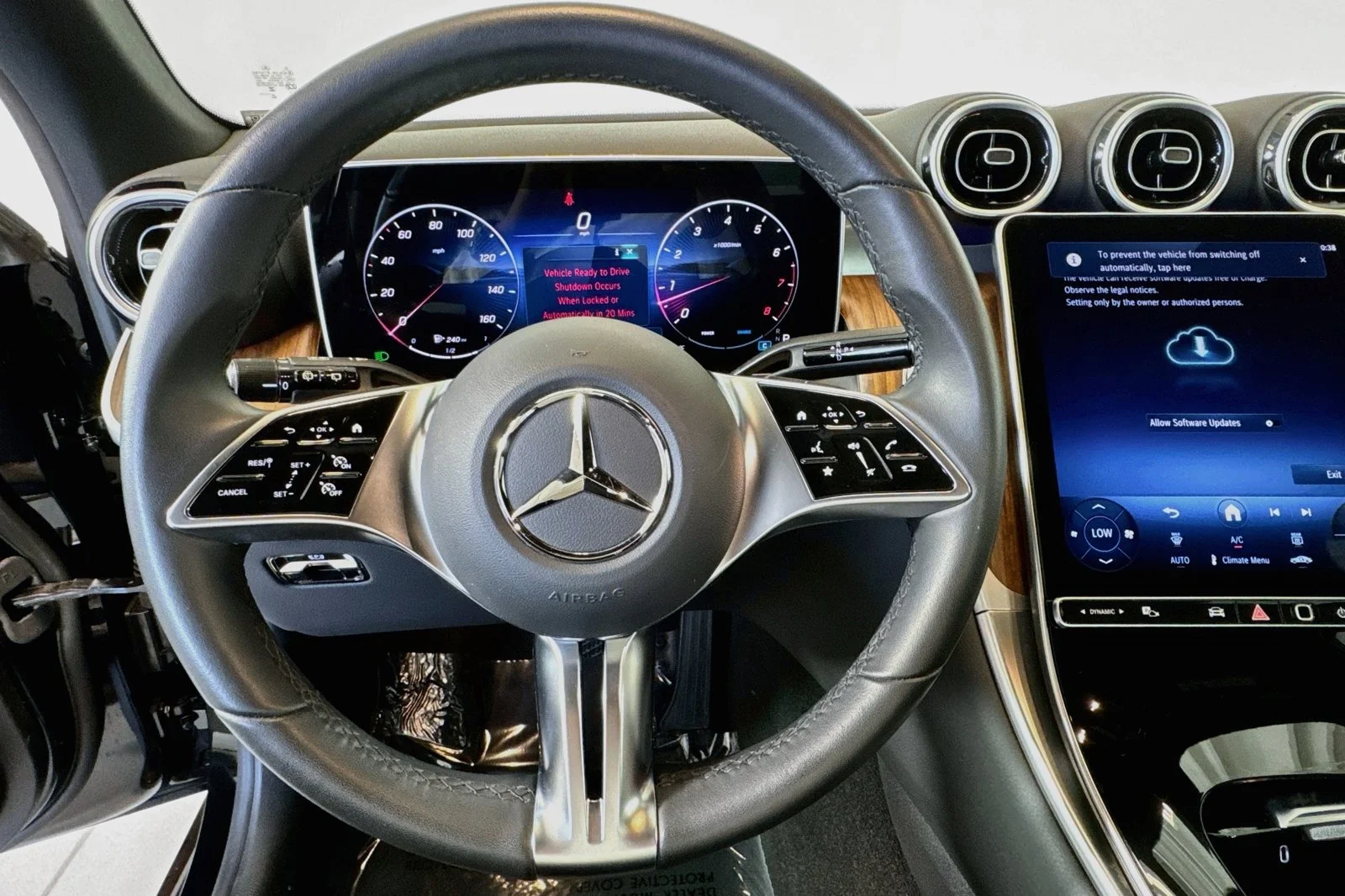 Used 2026 Black Mercedes-Benz GLC 300 image 11