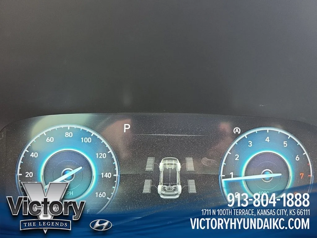 Used 2023 Gray Hyundai Calligraphy image 10