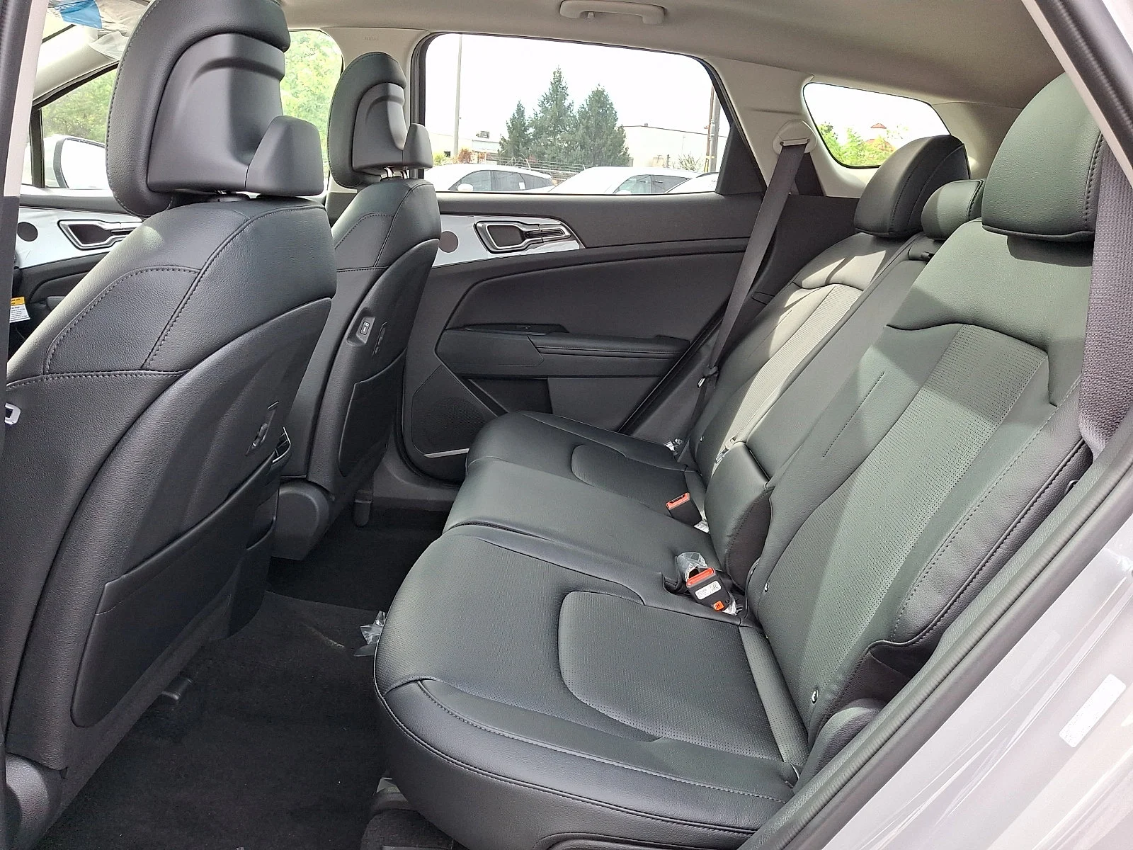 New 2027 Gray Kia EX image 11